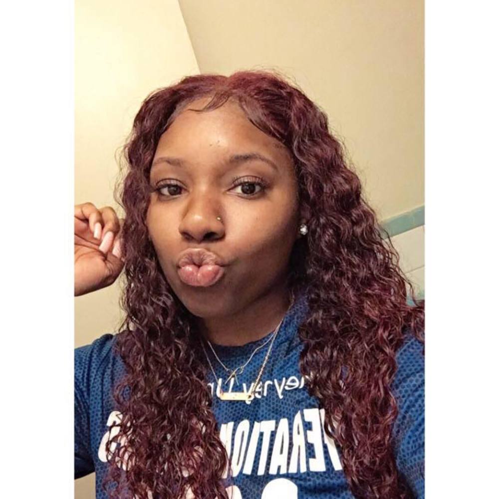 Meet your Posher, Shayla